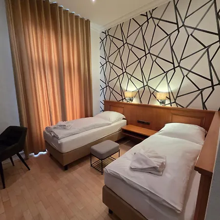 Porta Nigra Victus 酒店