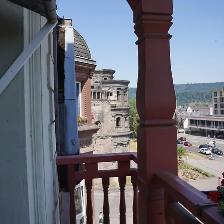 Porta Nigra Victus Trevír